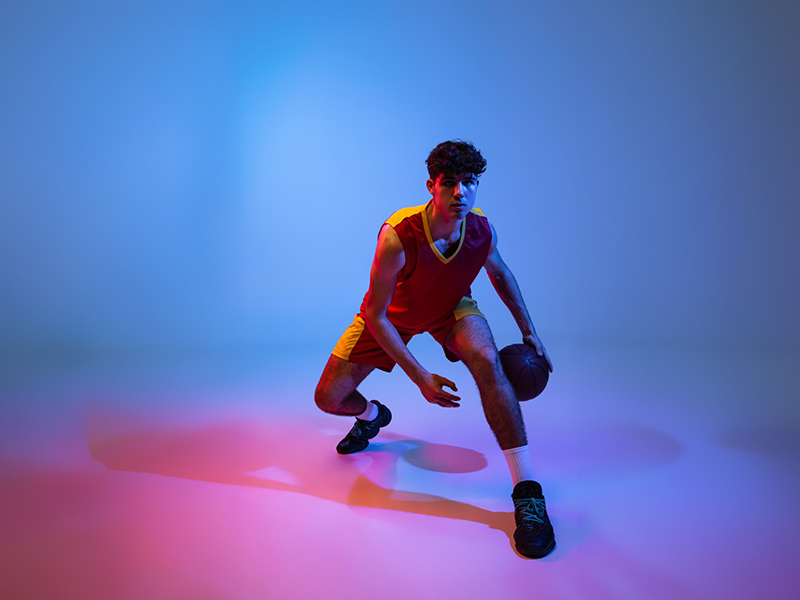 这位置分的挺奇怪啊！米切尔能说出游戏能力值前八的得分后卫吗