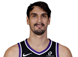 达里奥·沙里奇